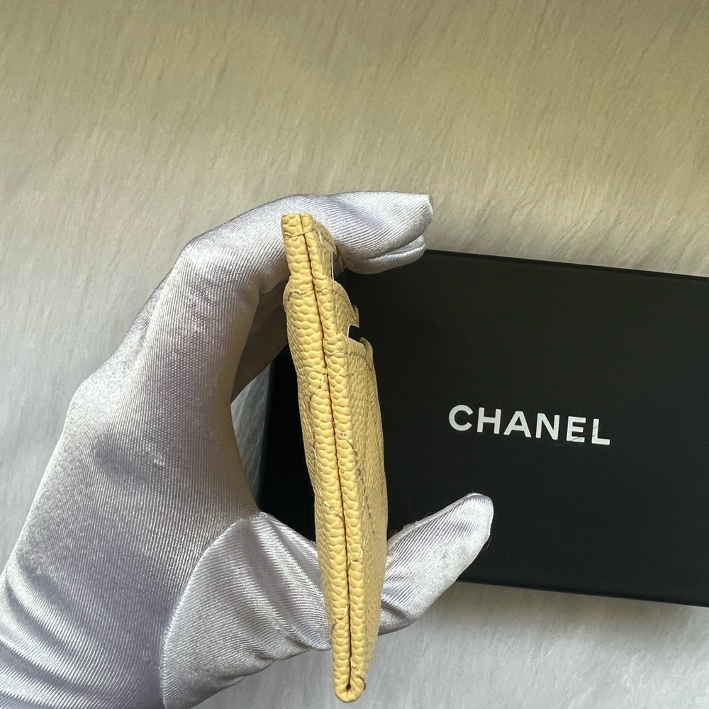 🔥CHANEL Classic Quilted Cardholder - Picture 5 of 8
